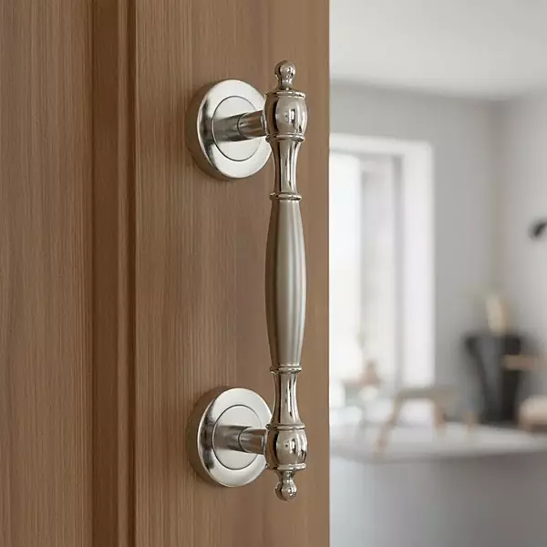 (4502) Palam Door Pull Handle Zinc 1005 CP 8"