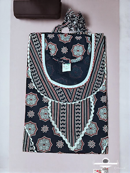 Nighties Round Neck
