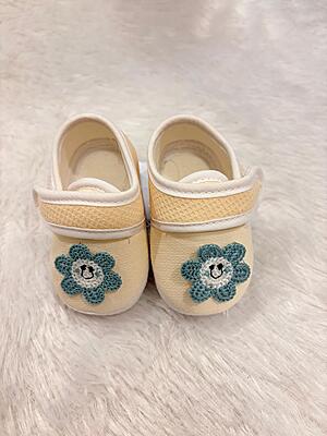 Baby Booties – Unisex Infant Shoes - Dream Daisy (Beige, 0–6M) Baby Booties – Unisex Infant Shoes - Dream Daisy (Beige, 0–6M)