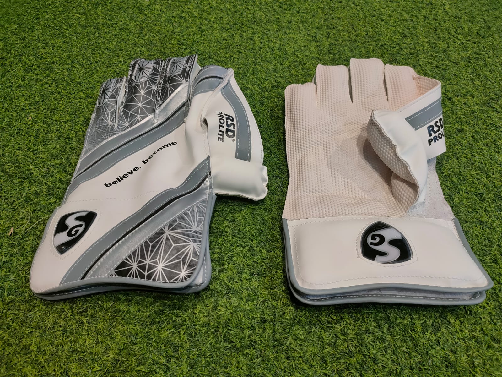 Cricket WK Gloves - SG - RSD PROLITE Cricket WK Gloves - SG - RSD PROLITE