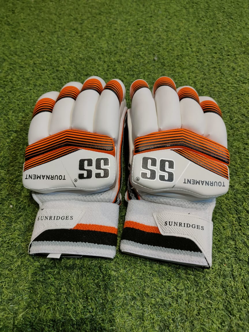 Cricket Batting Gloves SS TOURNMENT Cricket Batting Gloves SS TOURNMENT
