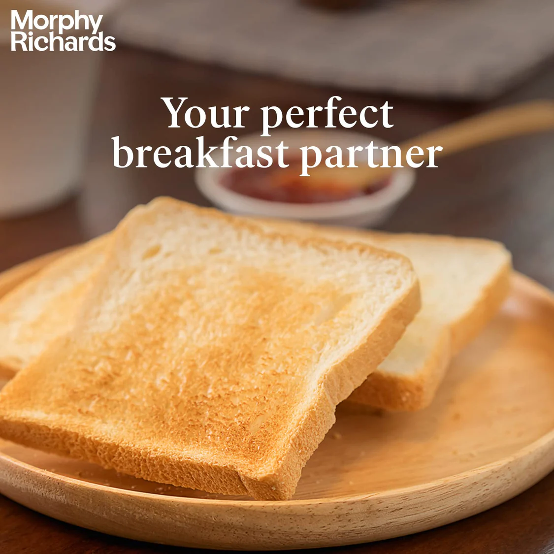 Morphy Richards AT 200 Bread Toaste- 2 slices 700W- Pop-Up - Cool-Touch Body - Removable Crumb Tray