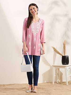 Solid Floral Chikankari Embroidered Straight Fit Kurti - Pink