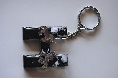 'H'LETTER CHESS FAN KEY CHAIN 'H'LETTER CHESS FAN KEY CHAIN