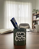 Signature Pen Stand