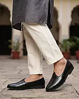 Leather Jalsa