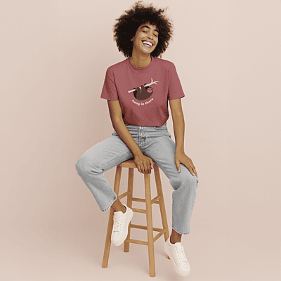 Hang In There Women Graphic T-Shirt | Dusty Rose