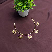 5 pendant neckpiece