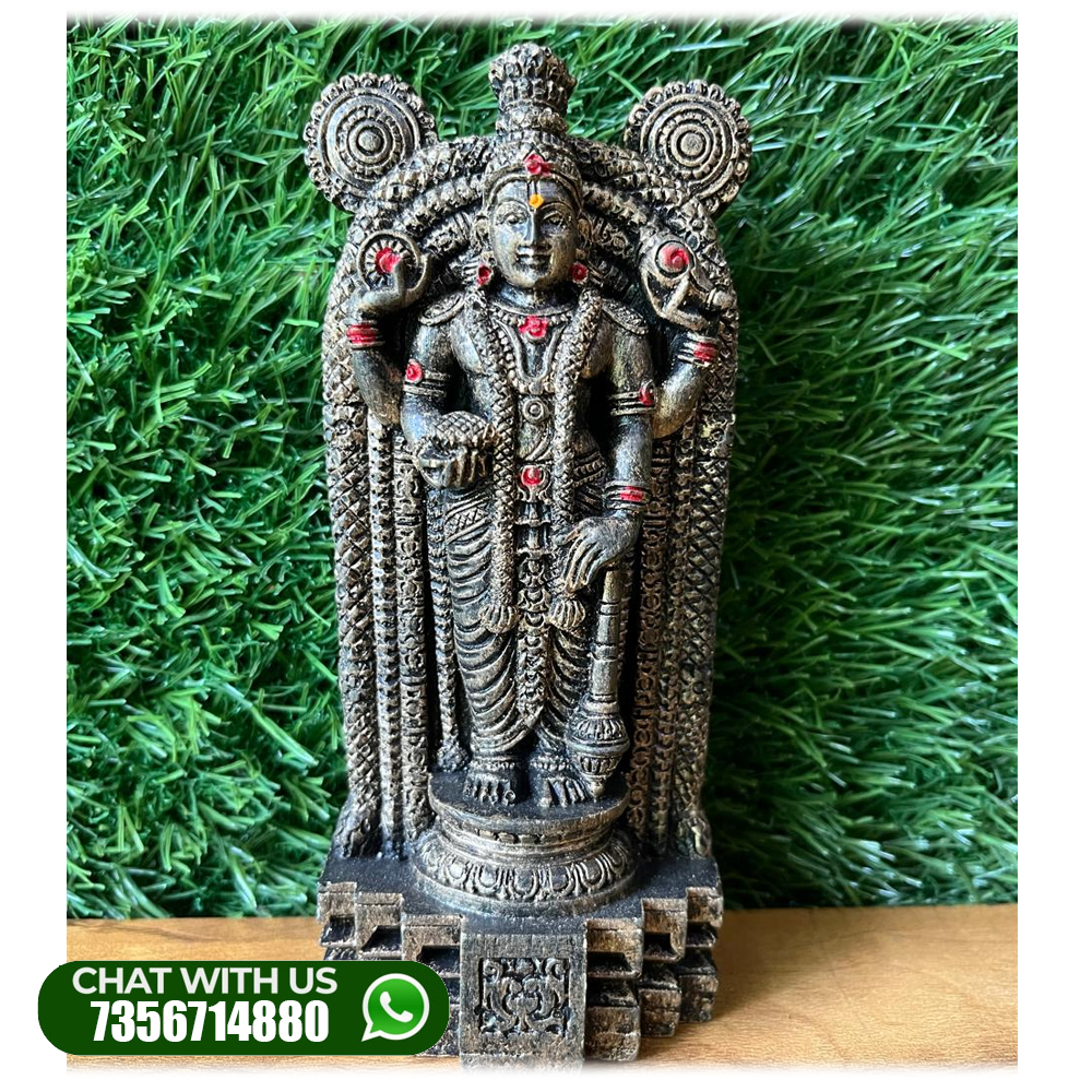 SREE GURUVAYOORAPPAN STATUE