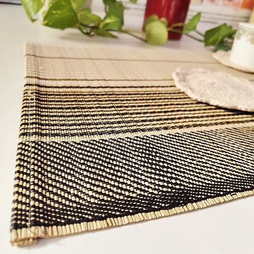 Madur Natural & Black Graded Table Mats
