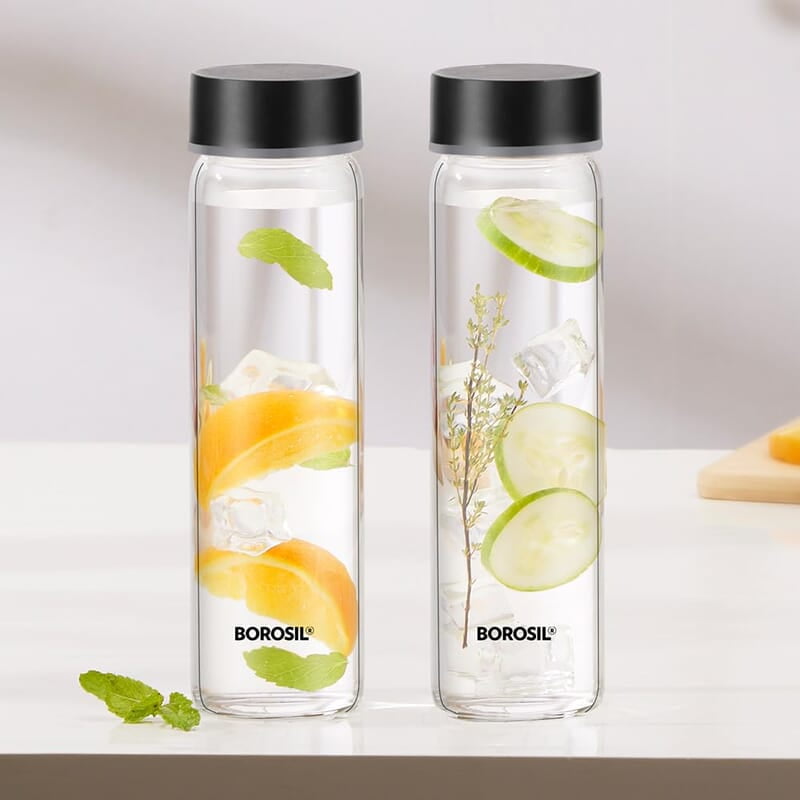 Borosil Neo Glass Water Bottle with Black Stainless Steel Lid | 550ml, Borosilicate Glass, Extreme Temperature Resistant, For Hot & Cold | Bottle for Water, Milk, Lassi, Juice | Transparent (2 pc Set)