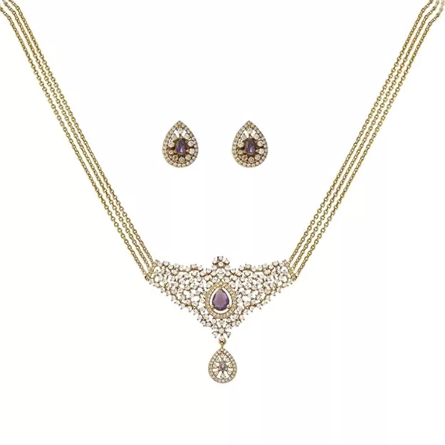 Elegant Gold Plated Link Chain with Pendant
