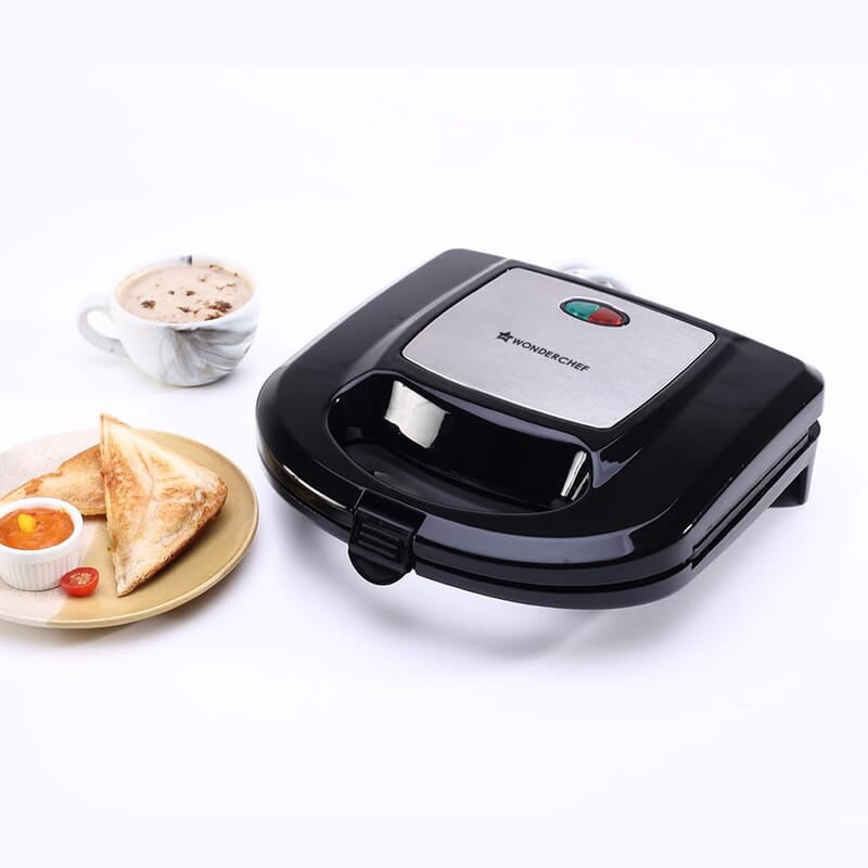 Wonderchef Ultima Sandwich Maker 800 Watt LED indicator Non-stick Coated Plates