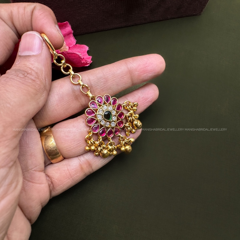 Pink & Green flower tikka