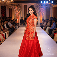 FASHION SHOW