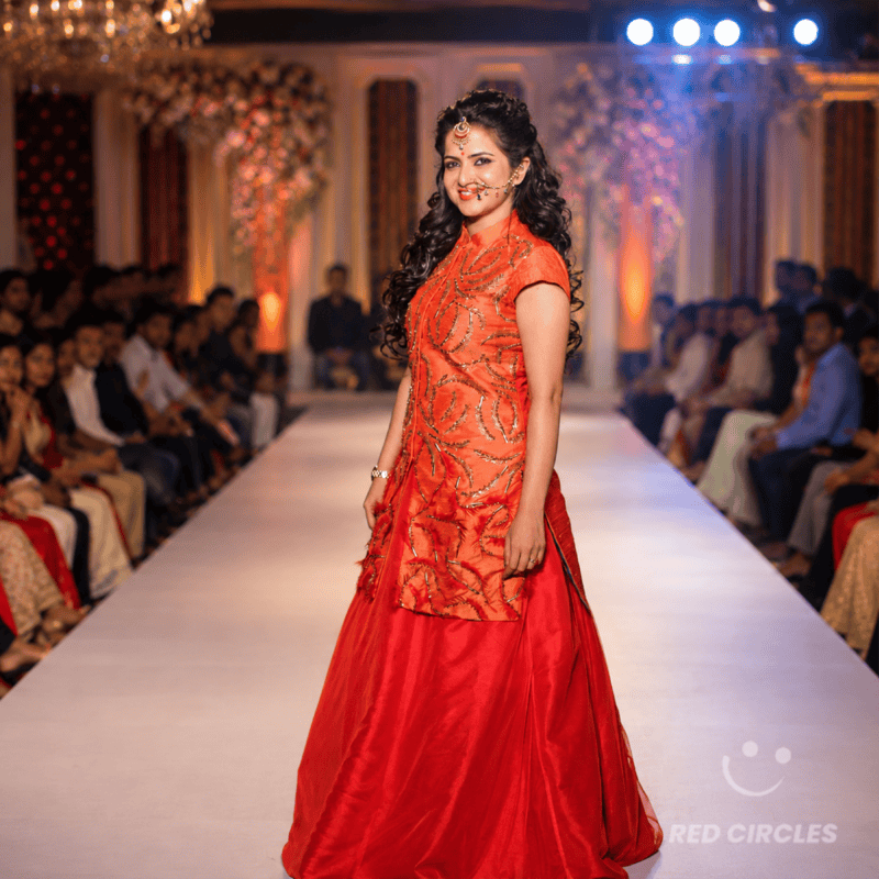 FASHION SHOW