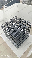 Four-sided LED cube cabinet 960 mm per side in powder-coated GI, hanging display – Lumina
