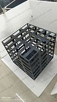 Four-sided LED cube cabinet 960 mm per side in powder-coated GI, hanging display – Lumina