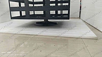 Four-sided LED cube cabinet 960 mm per side in powder-coated GI, hanging display – Lumina