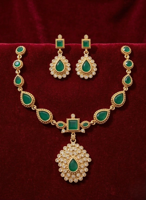 Elegant Green Stone Necklace Set with Crystal Pendant.