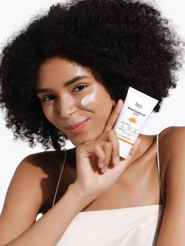 DR.G BRIGHTENING UP SUN+ SPF50+ PA+++
