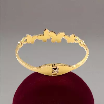 Dainty Butterfly Bangle Bracelet with Pearl-like Inlay