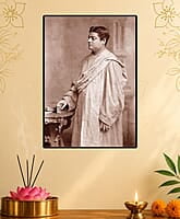 [WL] Swami Vivekananda - London (December 1896) - Standing (Sideview)