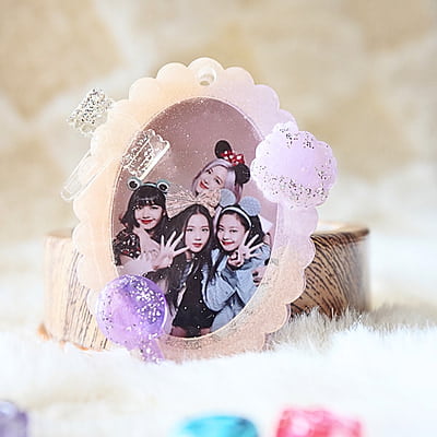 BLACK PINK K-POP PHOTO FRAME KEYCHAIN