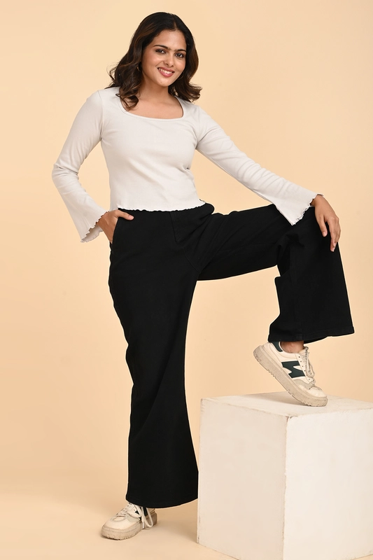 Women's Bell Sleeve Crop Top
