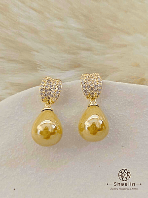Golden pearl drop with AD diamonds