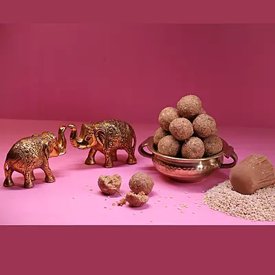 Urad Dal Laddoo