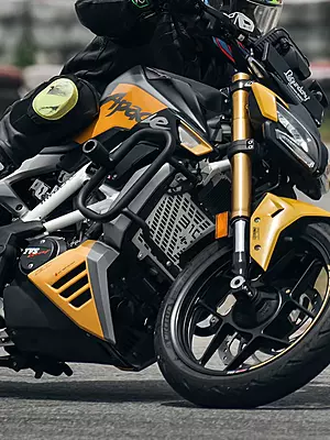 Legundary Vector Radiator Grill for TVS Apache RTR 310