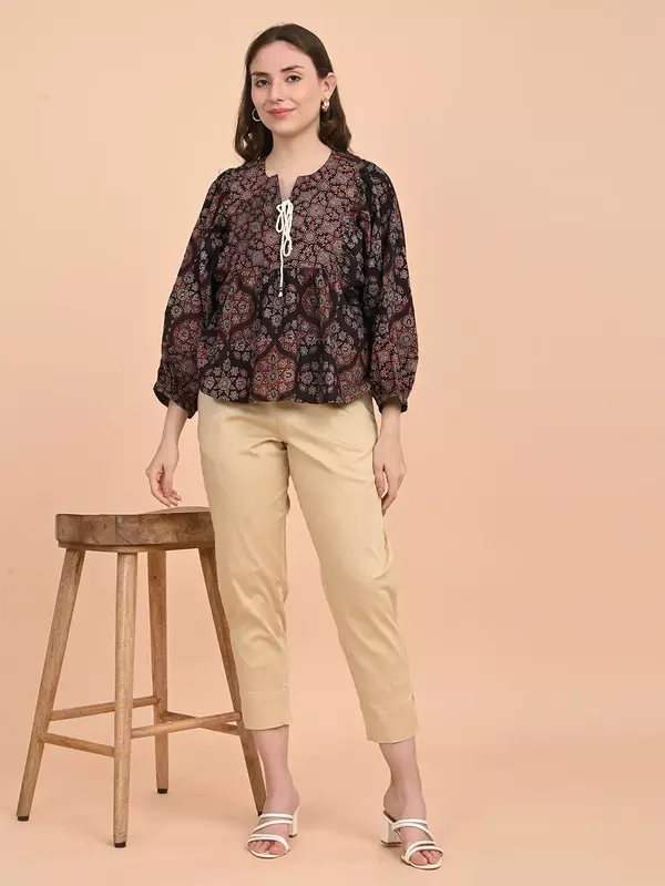 Women's Trousers - Beige