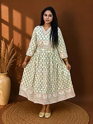 Luxury Celebrity Wear Printed Cotton Maxi Kurta for Women – White & Green | M, L, XL, XXL