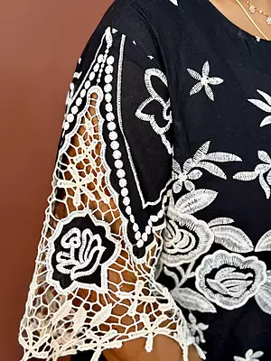 Luxury Celebrity Wear Slub Silk Kurti Set with Guipure Lace Appliqué – Black | M, L, XL, XXL