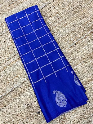 ? Royal Blue Soft Silk Saree with Elegant Check Pattern & Paisley Motifs ✨