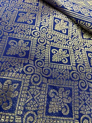 ? Royal Blue Soft Silk Saree with Elegant Check Pattern & Paisley Motifs ✨