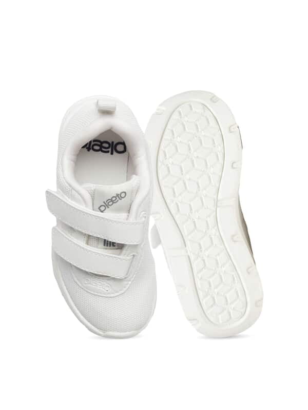 Plaeto Aspire White Shoes