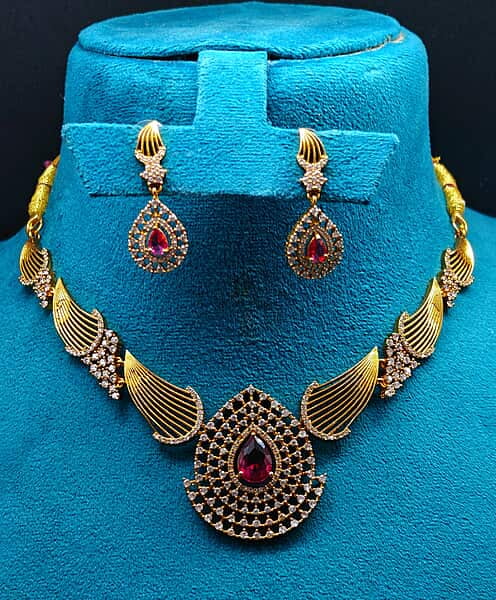 Short Necklace