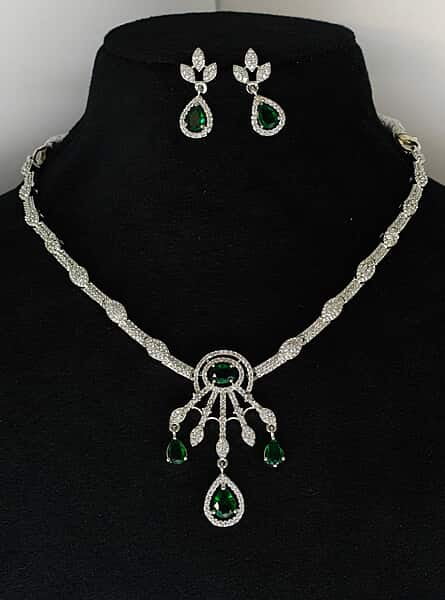 Short Necklace jewellery