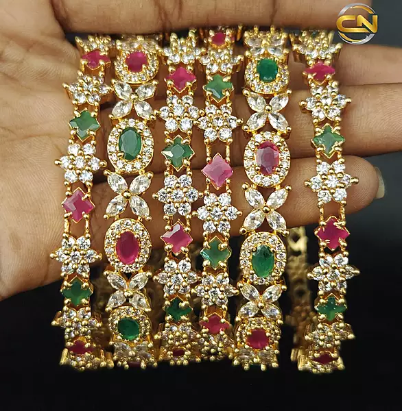 beautiful combo Bangles ?