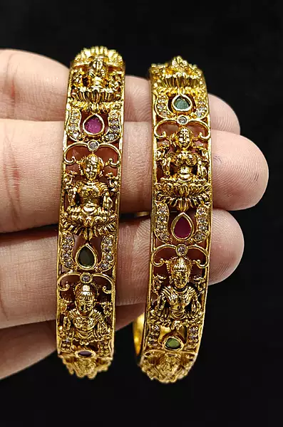 Laxmi Ji Bangles