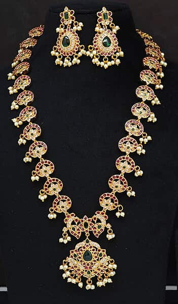 Kempu stone peacock design long haram ?