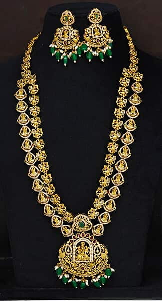 Beautiful laxmi devi design two line long haram ?