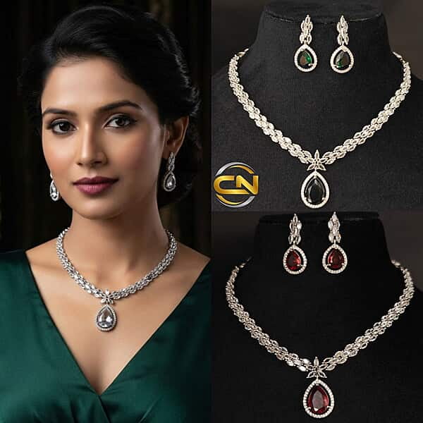 Silver necklace ?