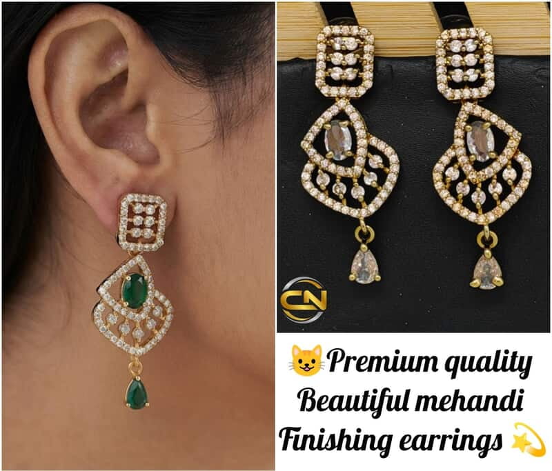 Mehandi finishing earrings ?