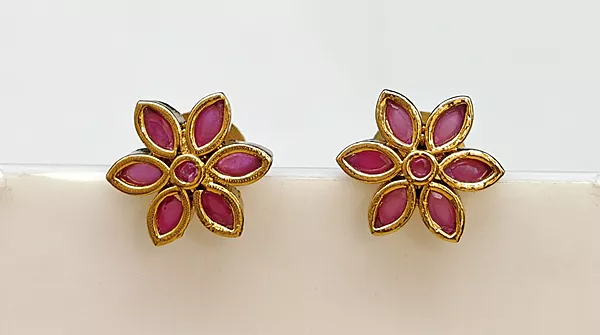 Flower design studds ?
