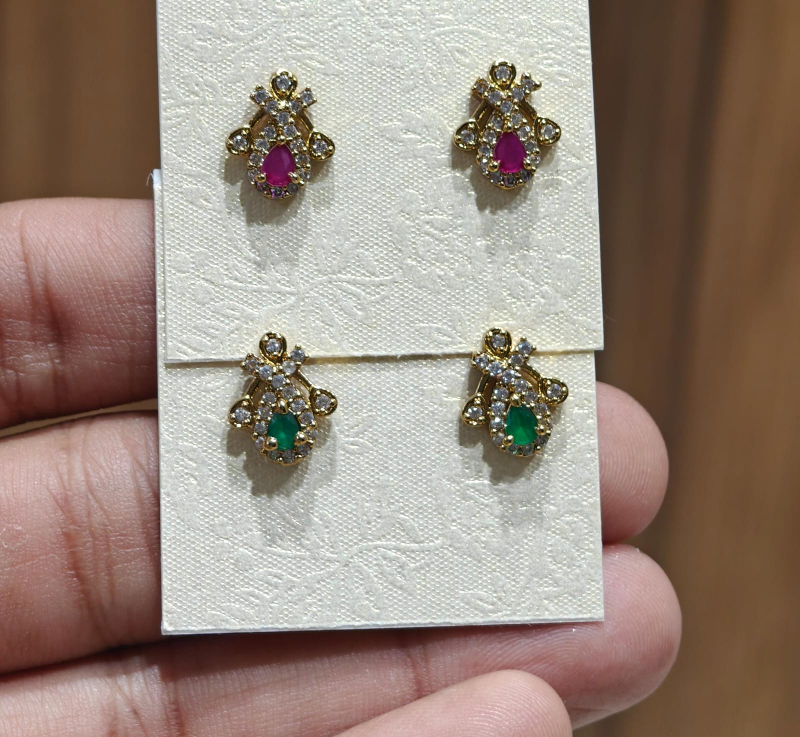 Mehandi Finishing earnings