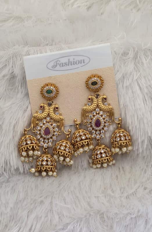Heavy Earrings ?