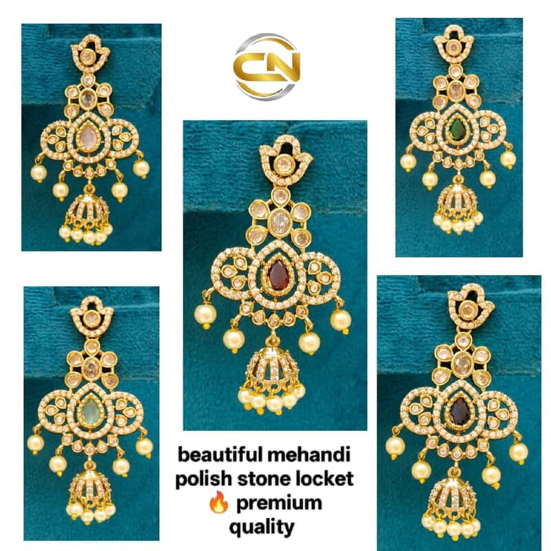 mehandi polish stone locket ?